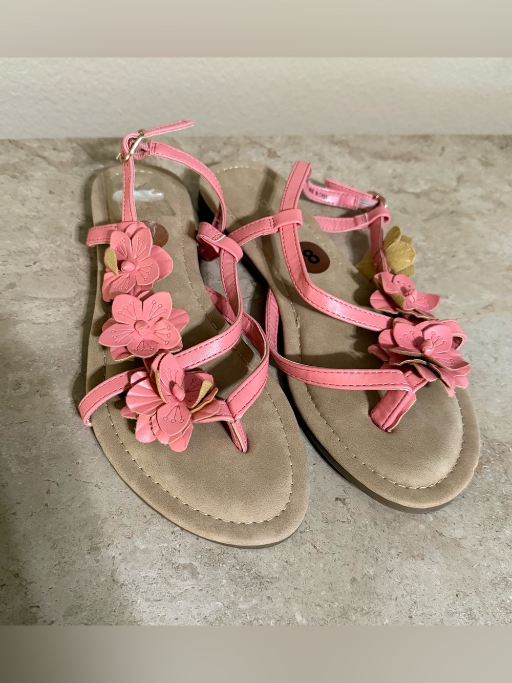 Women’s Andiamo Pink Flower Sandals Size (8)